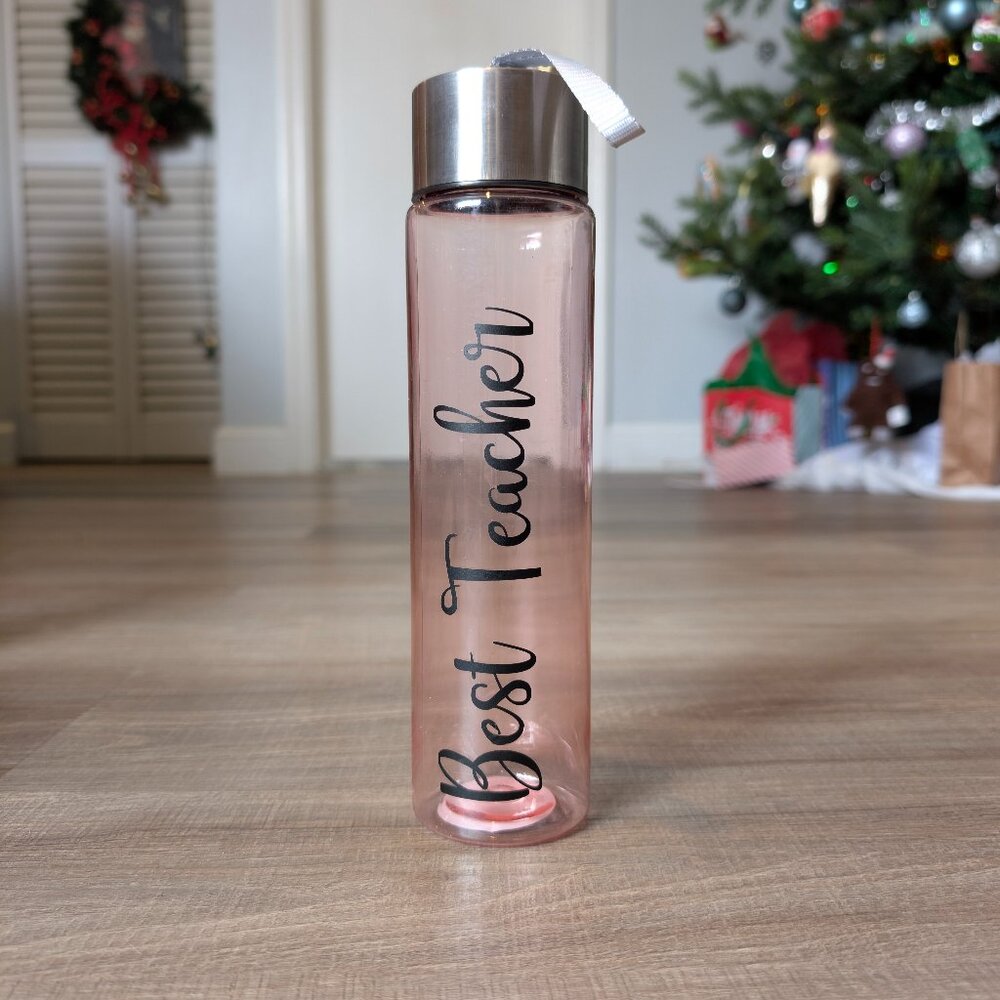 NWT Pink 18oz Best Teacher Bottle
